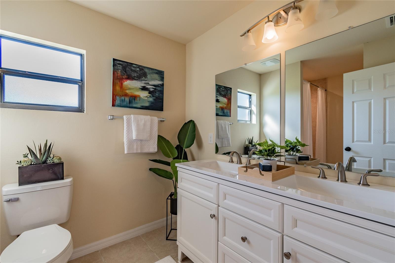 Image 20 of 40 For 601 2nd Street