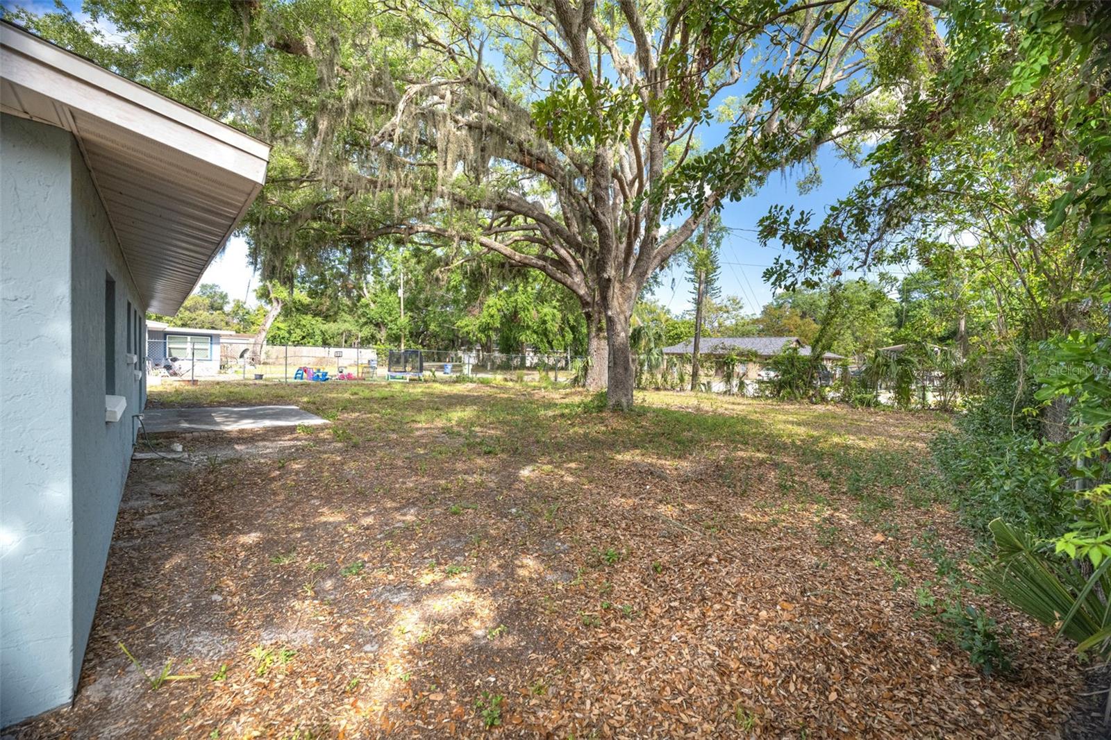 Image 24 of 32 For 1823 8th Avenue E