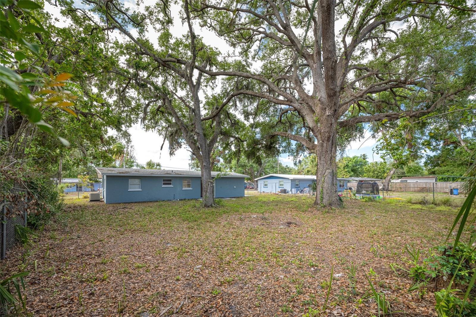 Image 25 of 32 For 1823 8th Avenue E
