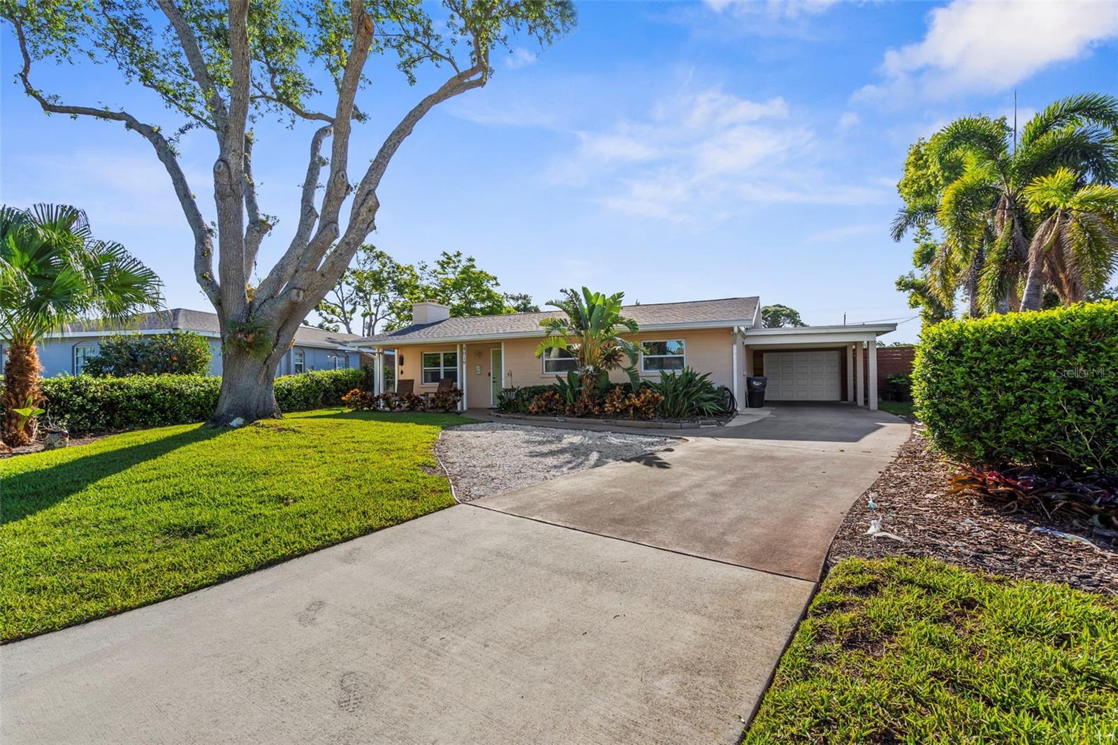 Details for 4019 14th Avenue W, BRADENTON, FL 34205