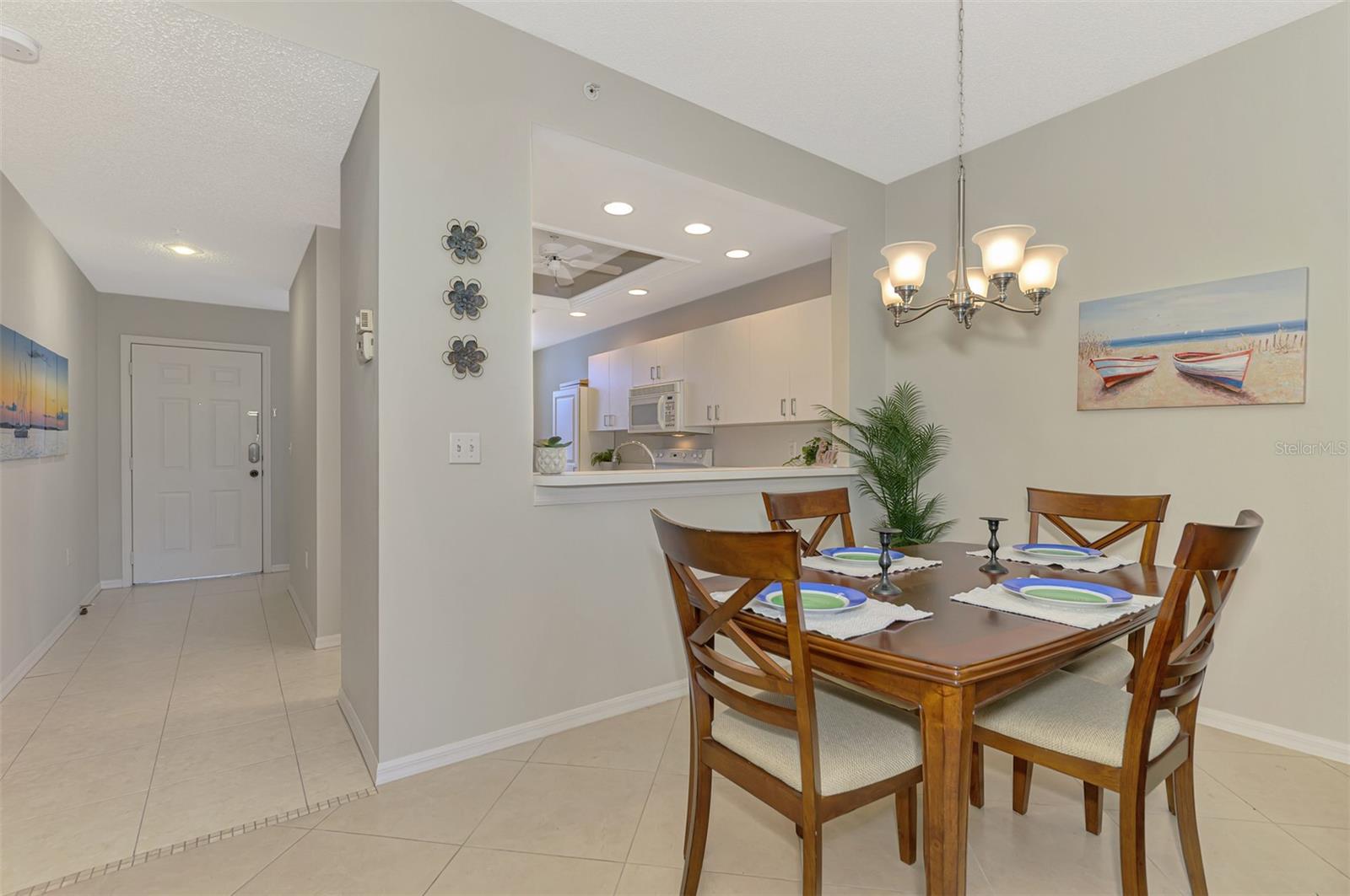 Image 11 of 84 For 8750 Olde Hickory Avenue 9202