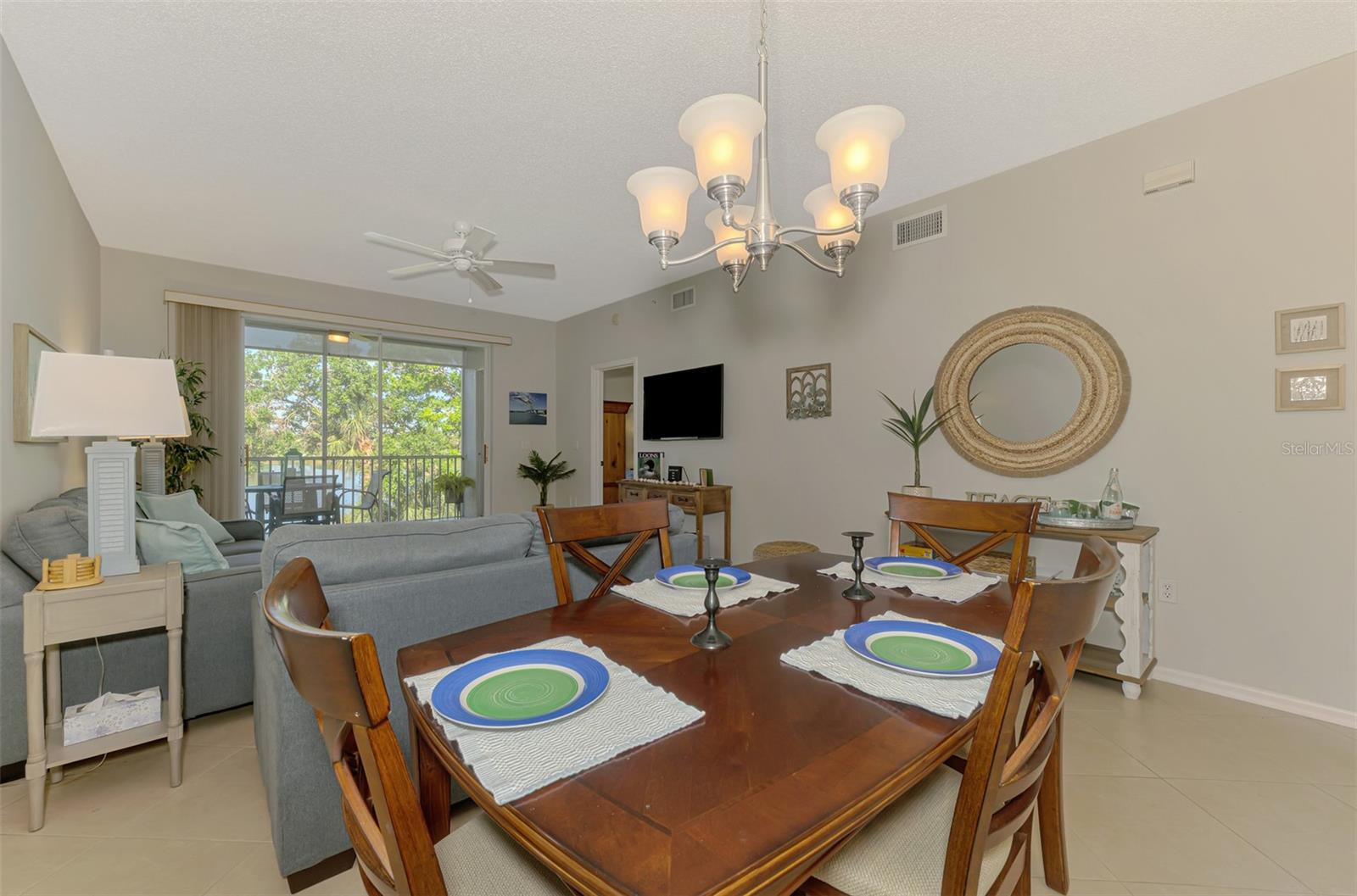 Image 13 of 84 For 8750 Olde Hickory Avenue 9202