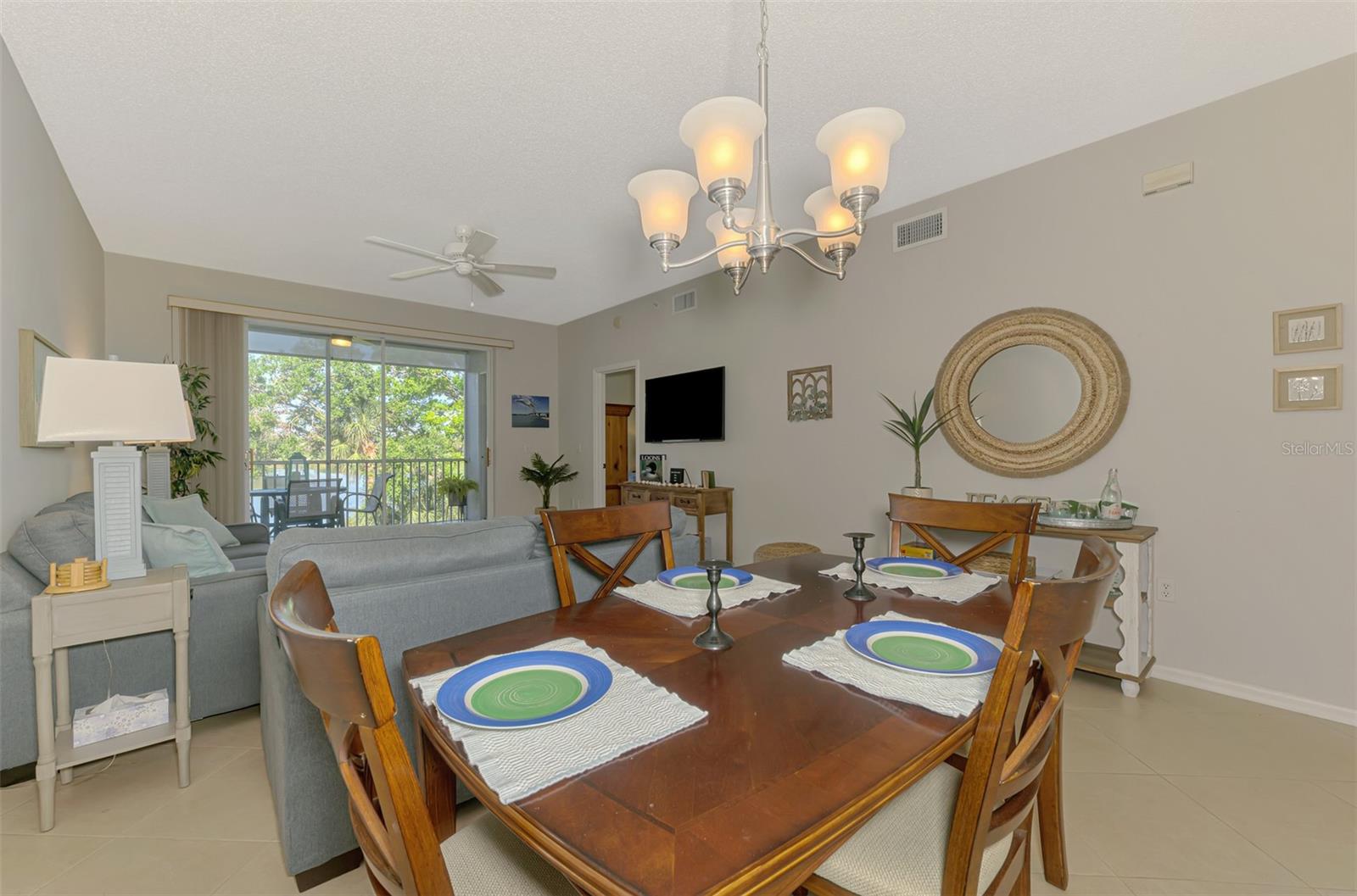 Image 14 of 84 For 8750 Olde Hickory Avenue 9202