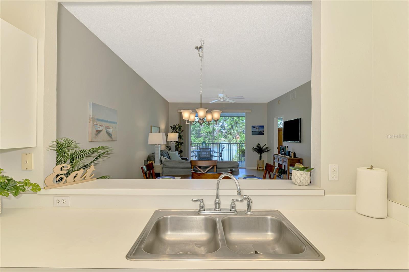 Image 27 of 84 For 8750 Olde Hickory Avenue 9202