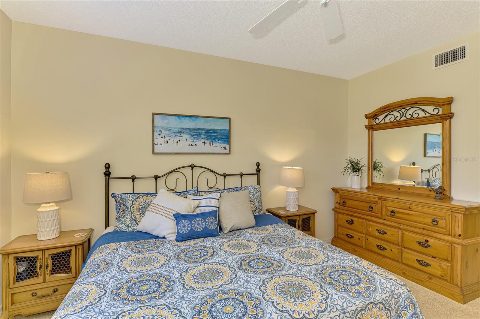 Image 30 of 84 For 8750 Olde Hickory Avenue 9202