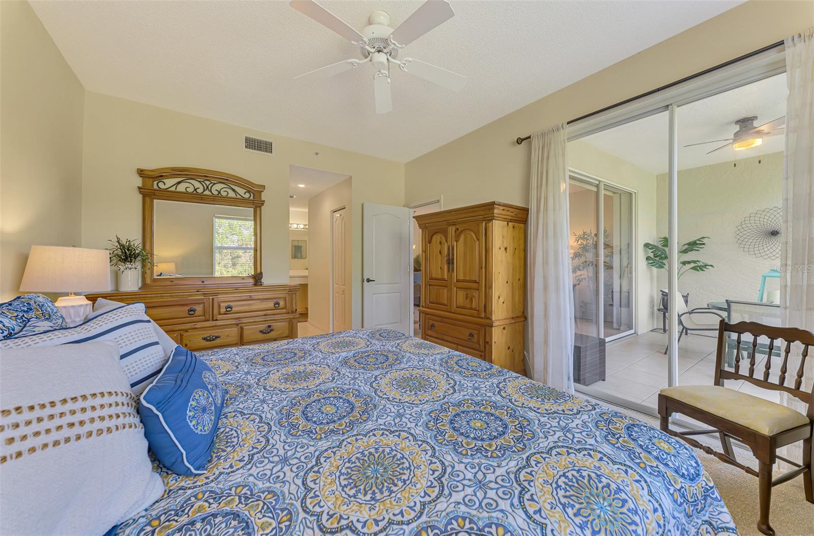 Image 31 of 84 For 8750 Olde Hickory Avenue 9202