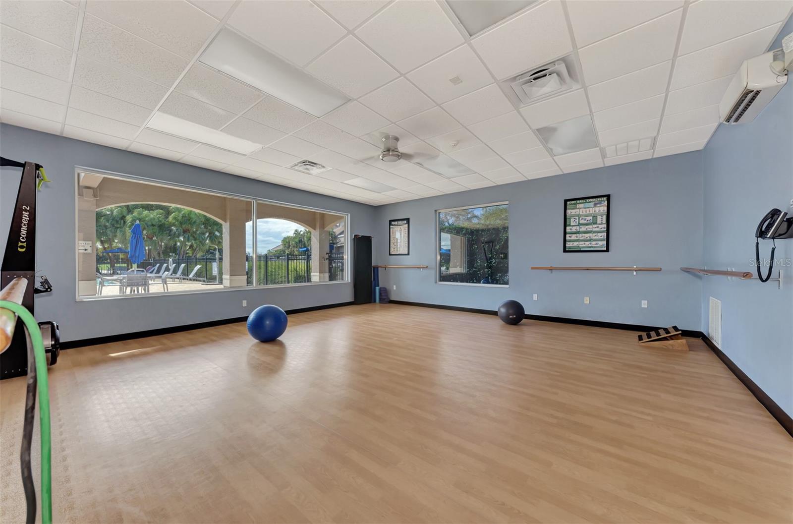 Image 77 of 84 For 8750 Olde Hickory Avenue 9202