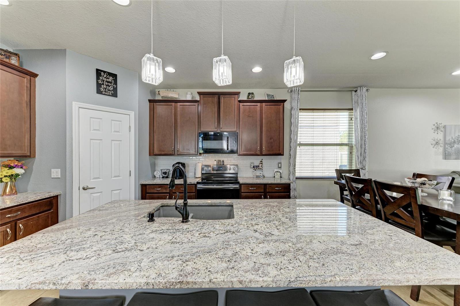Image 13 of 48 For 8243 Nandina Drive