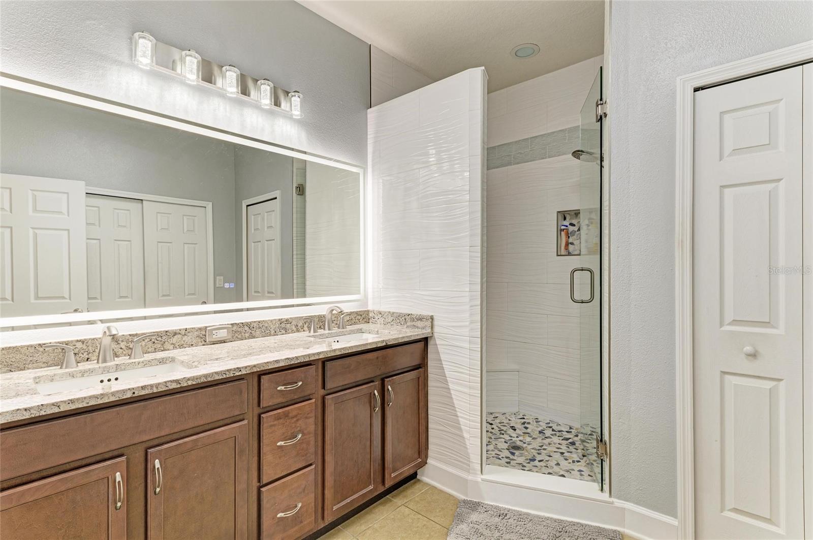 Image 28 of 48 For 8243 Nandina Drive