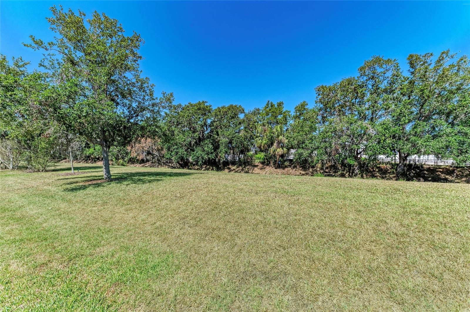 Image 43 of 48 For 8243 Nandina Drive