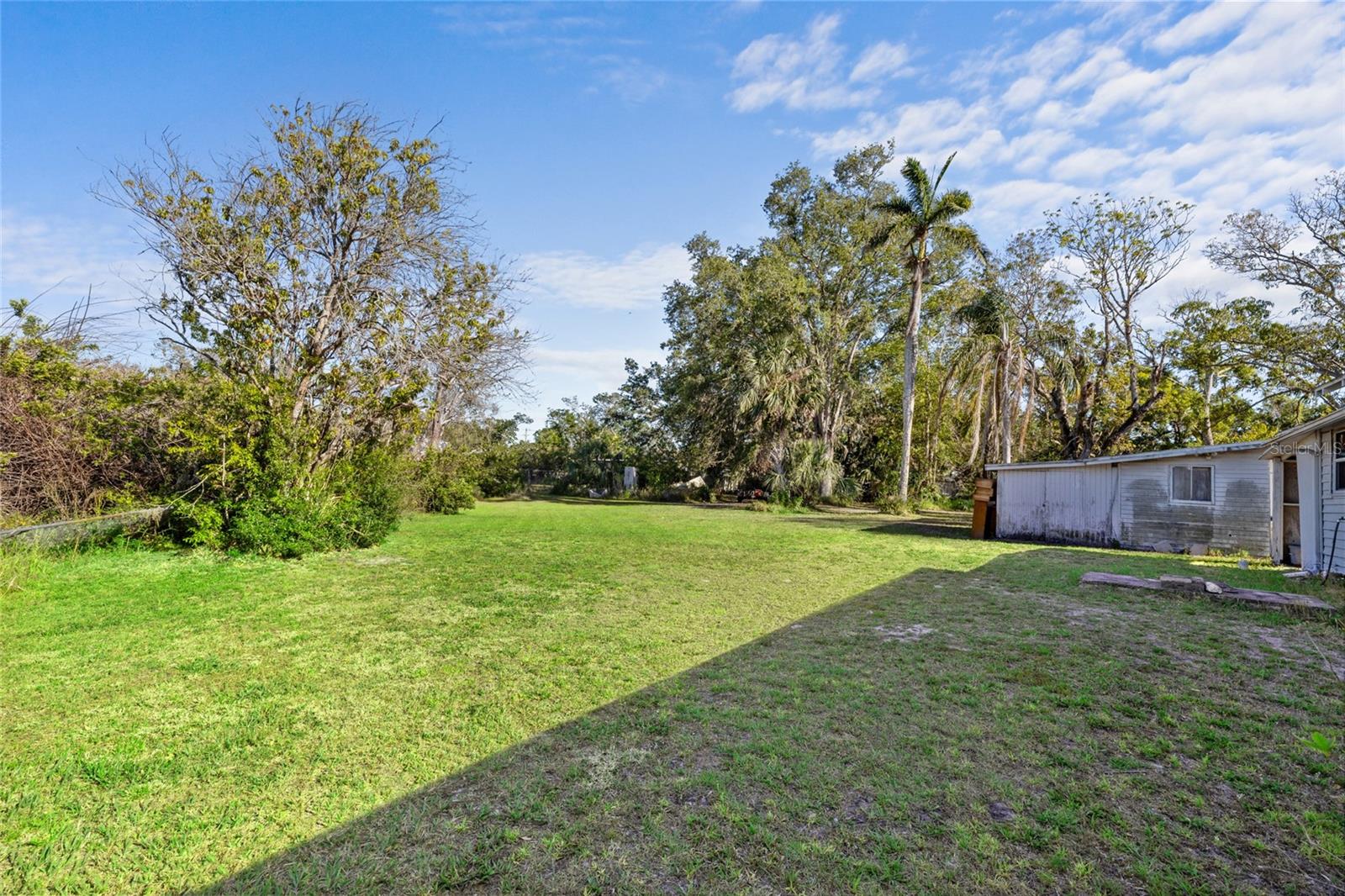 Image 15 of 29 For 611 29th Street E