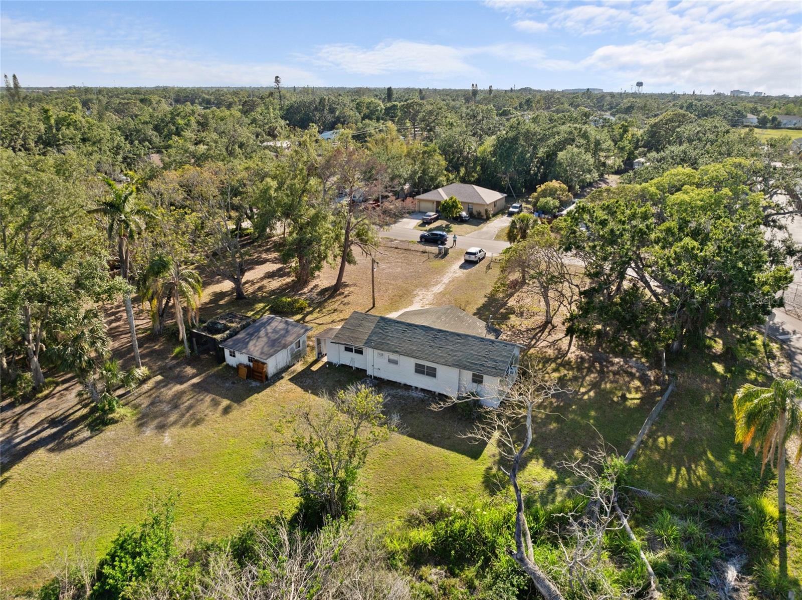 Image 20 of 29 For 611 29th Street E