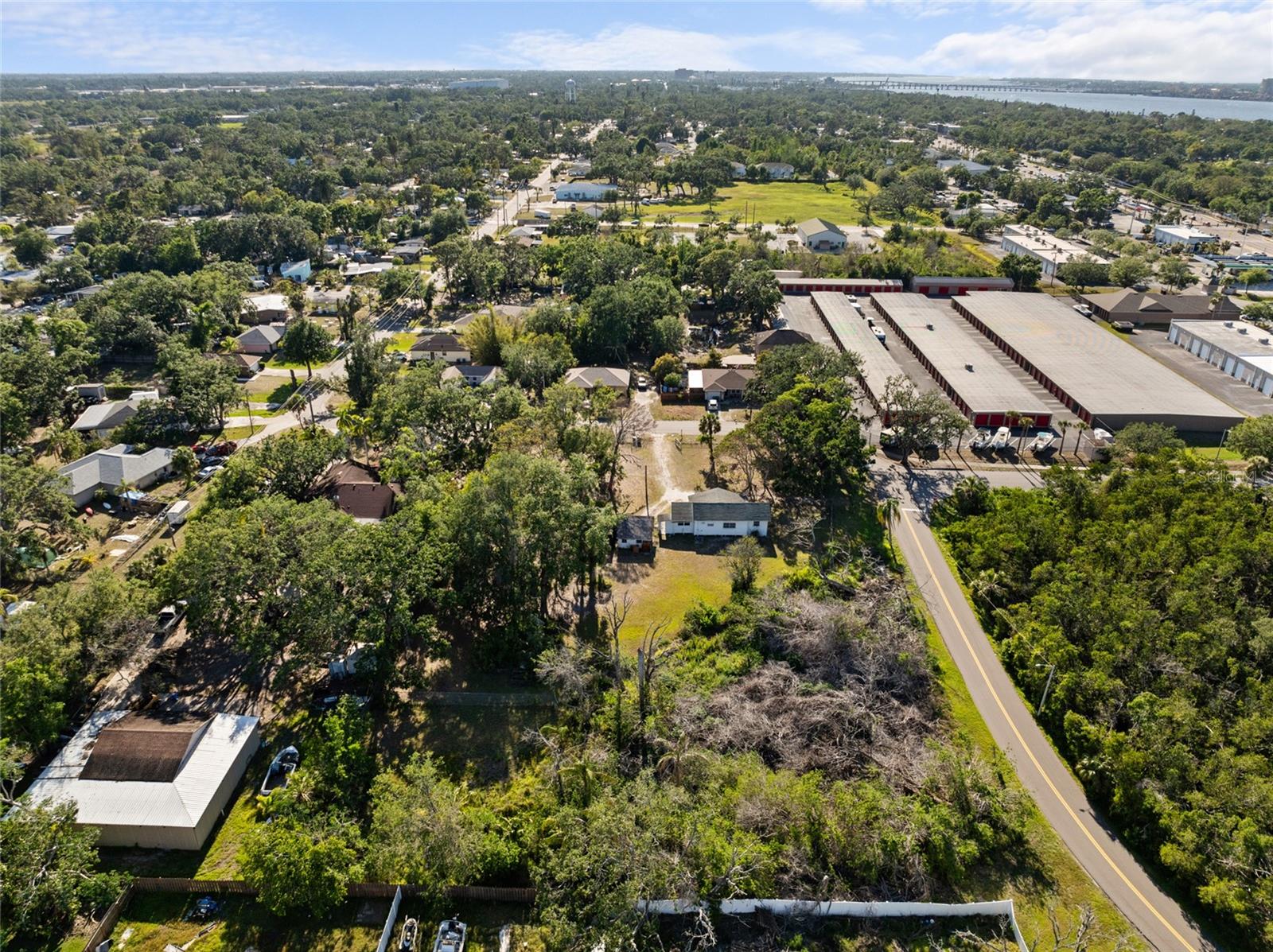 Image 26 of 29 For 611 29th Street E