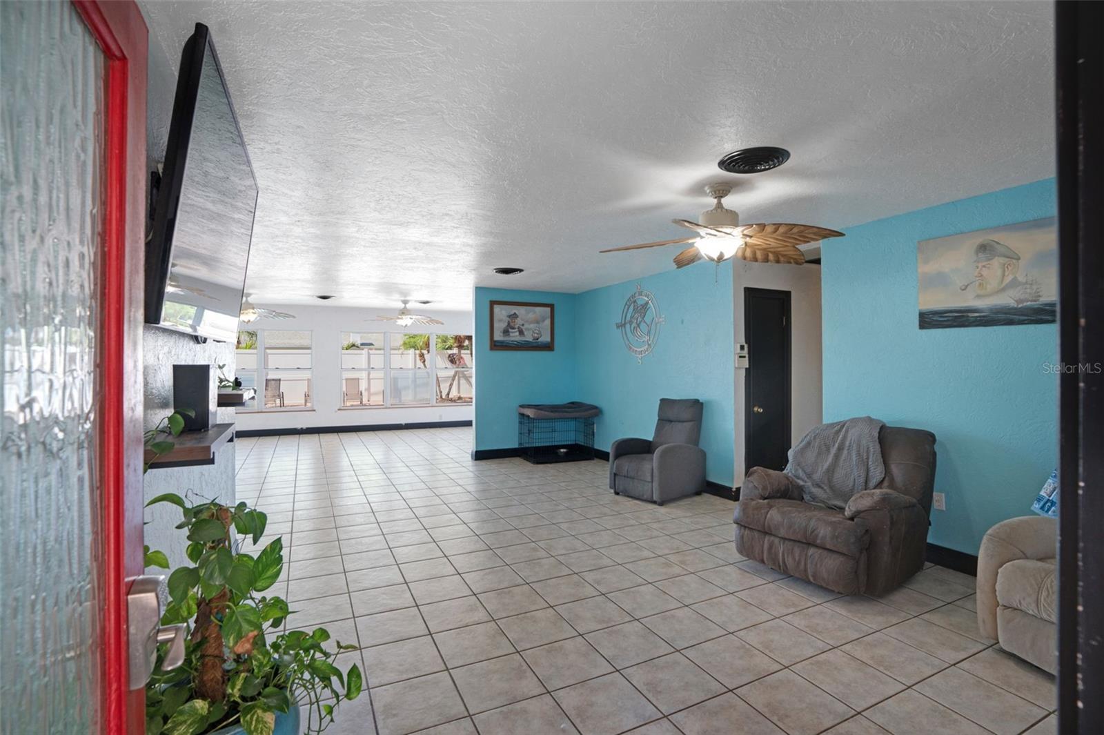 Image 3 of 40 For 2609 Webber Street