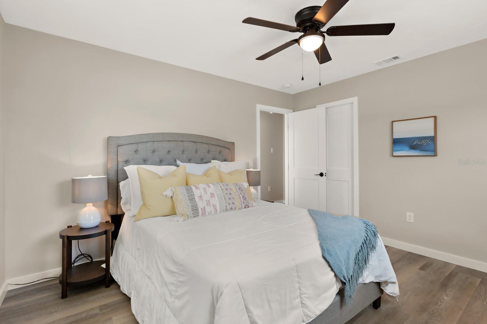 Image 18 of 34 For 420 63rd Street B East