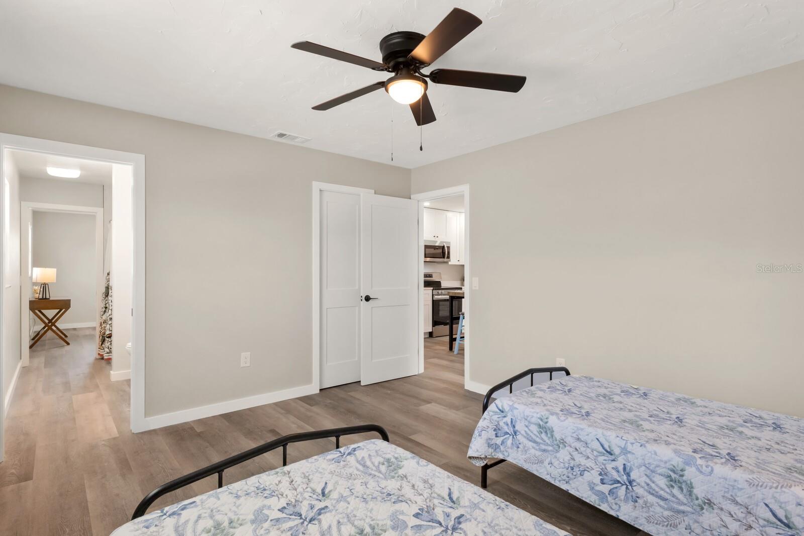 Image 22 of 34 For 420 63rd Street B East