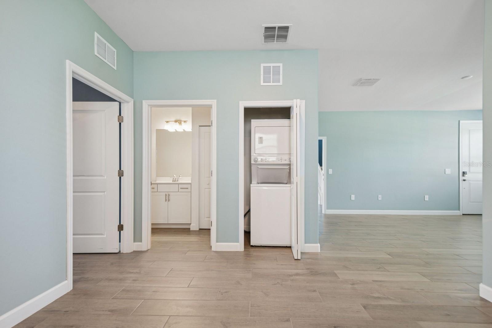 Image 12 of 36 For 4951 Oyster Pearl Street