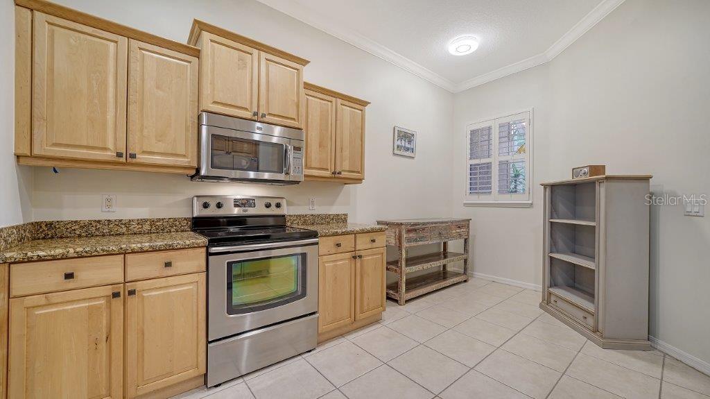 Image 19 of 55 For 3623 Square West Lane 5