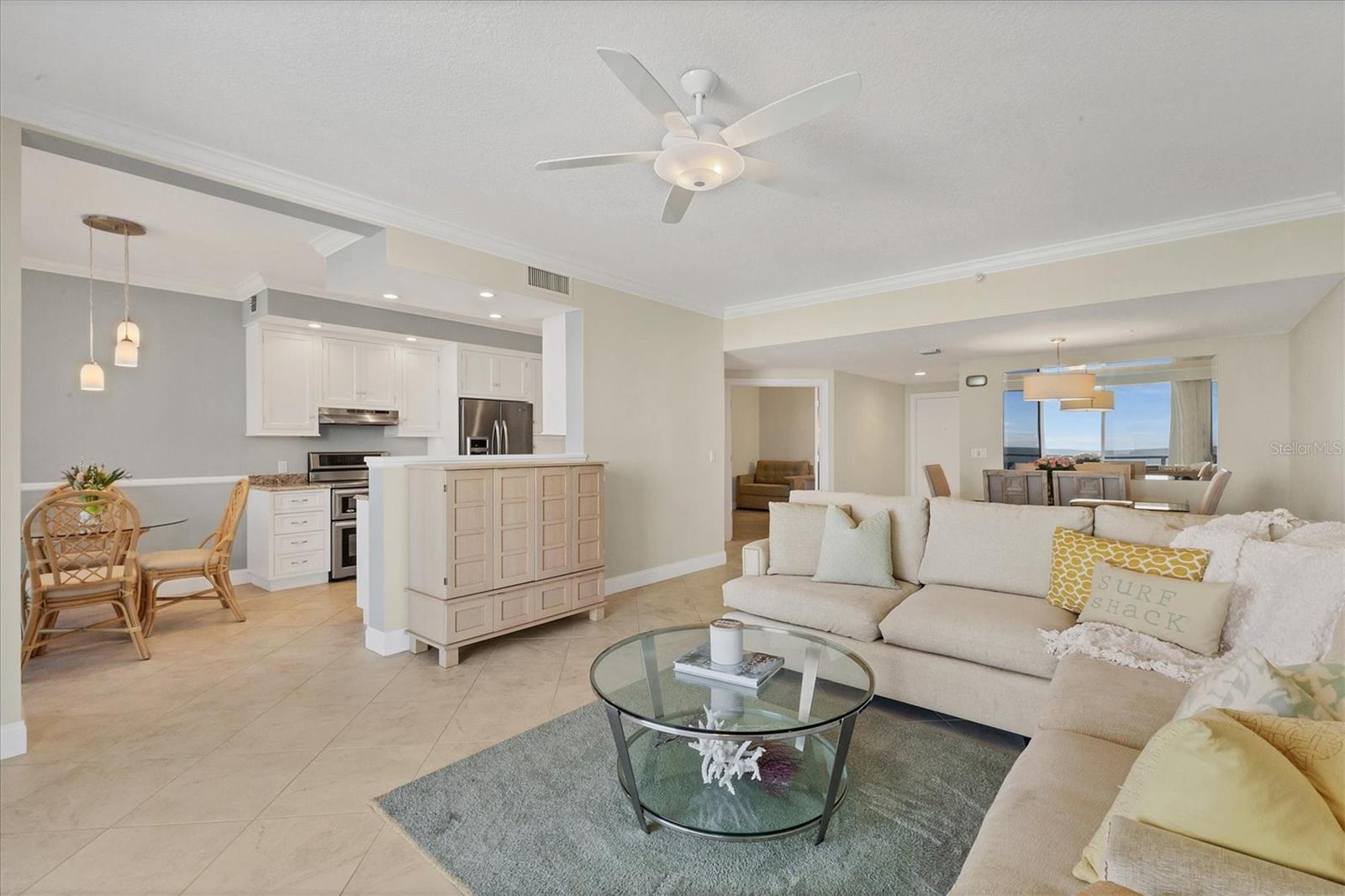 Image 18 of 41 For 1800 Benjamin Franklin Drive B310