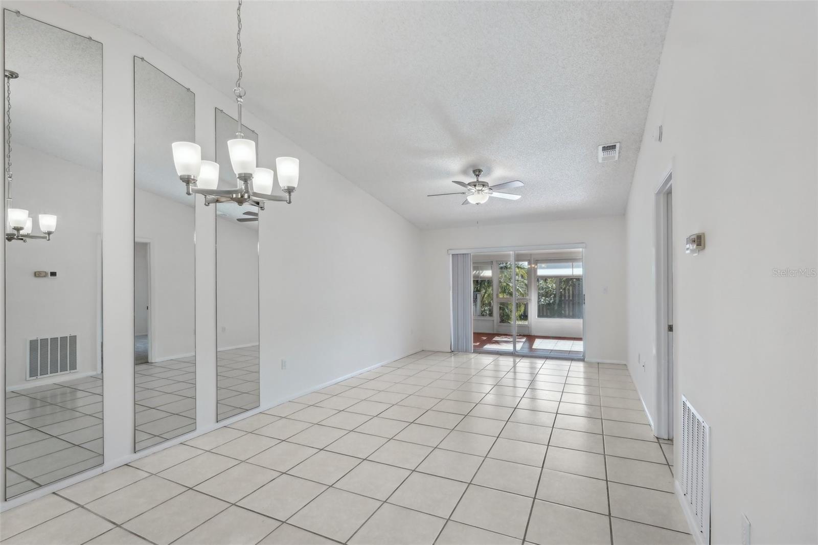 Image 14 of 28 For 5382 Royal Palm Avenue 5382