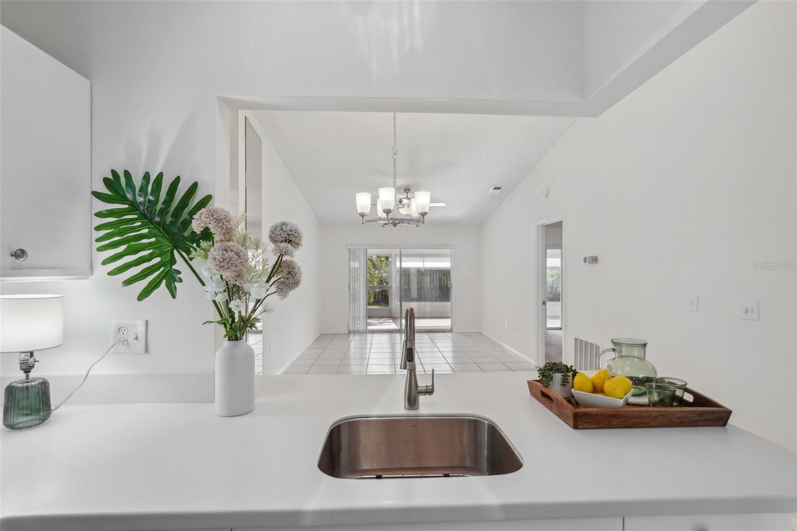 Image 6 of 28 For 5382 Royal Palm Avenue 5382