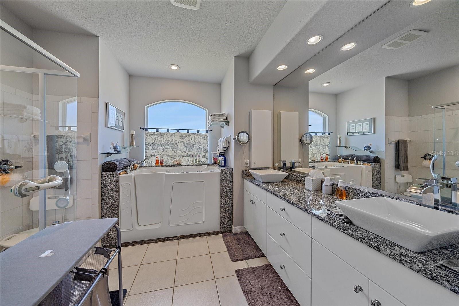 Image 23 of 36 For 5554 Eastwind Drive