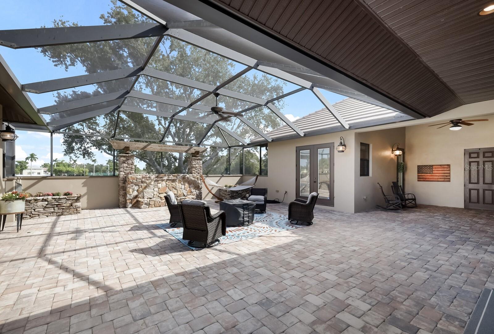 Image 10 of 67 For 4610 13th Street W