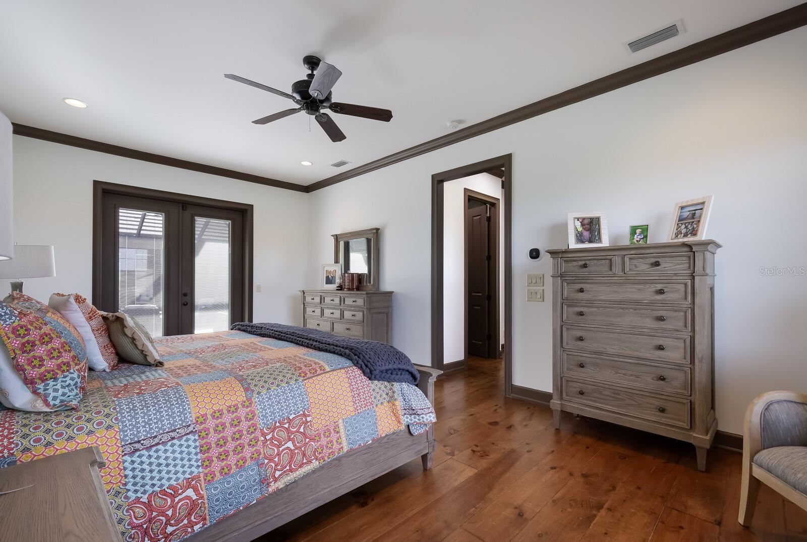 Image 30 of 67 For 4610 13th Street W