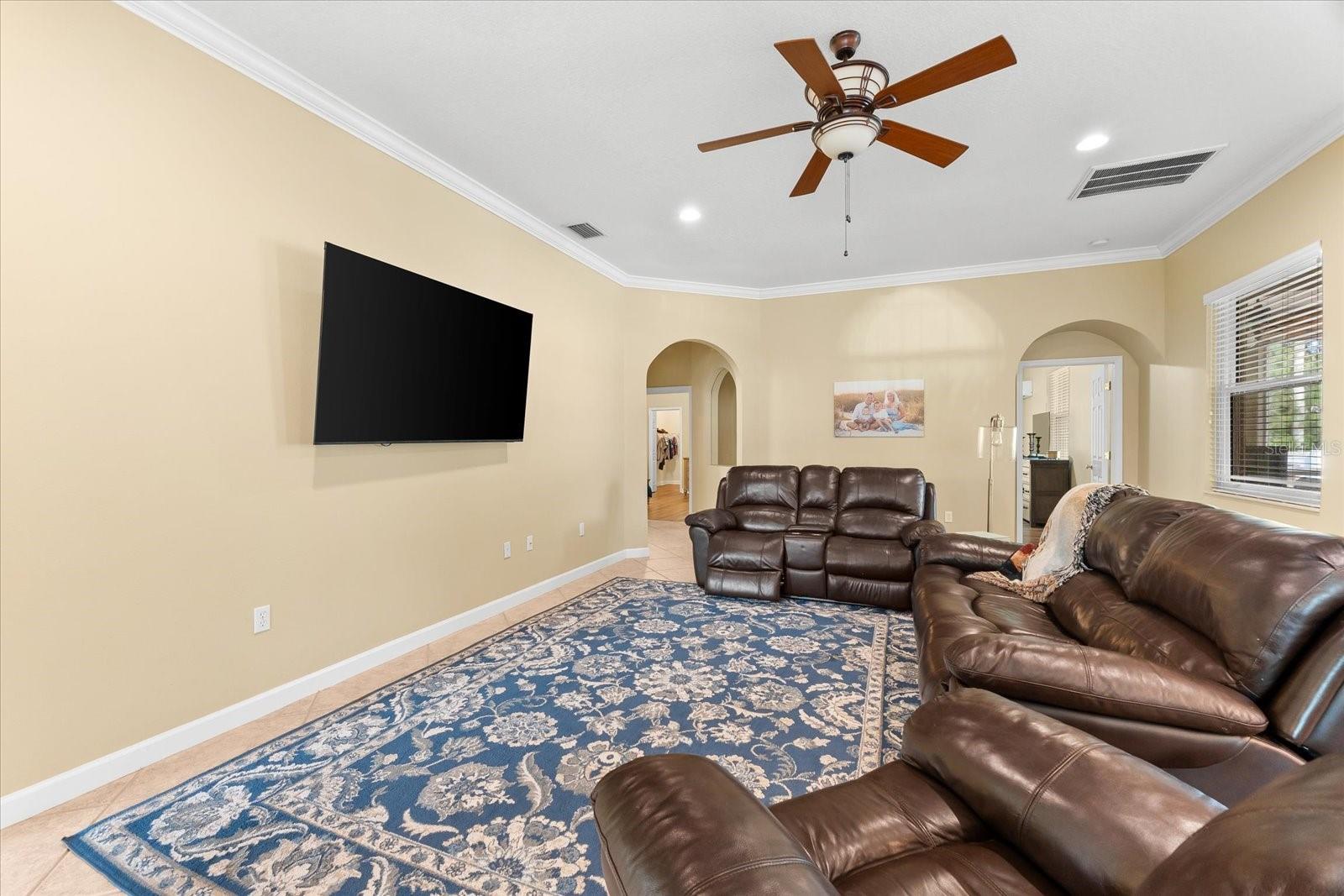 Image 10 of 75 For 9146 16th Avenue Circle Nw