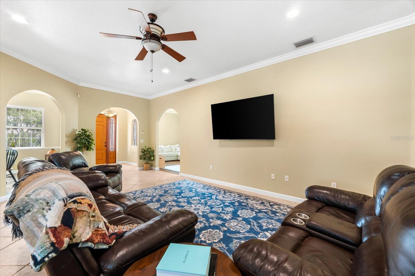 Image 14 of 75 For 9146 16th Avenue Circle Nw