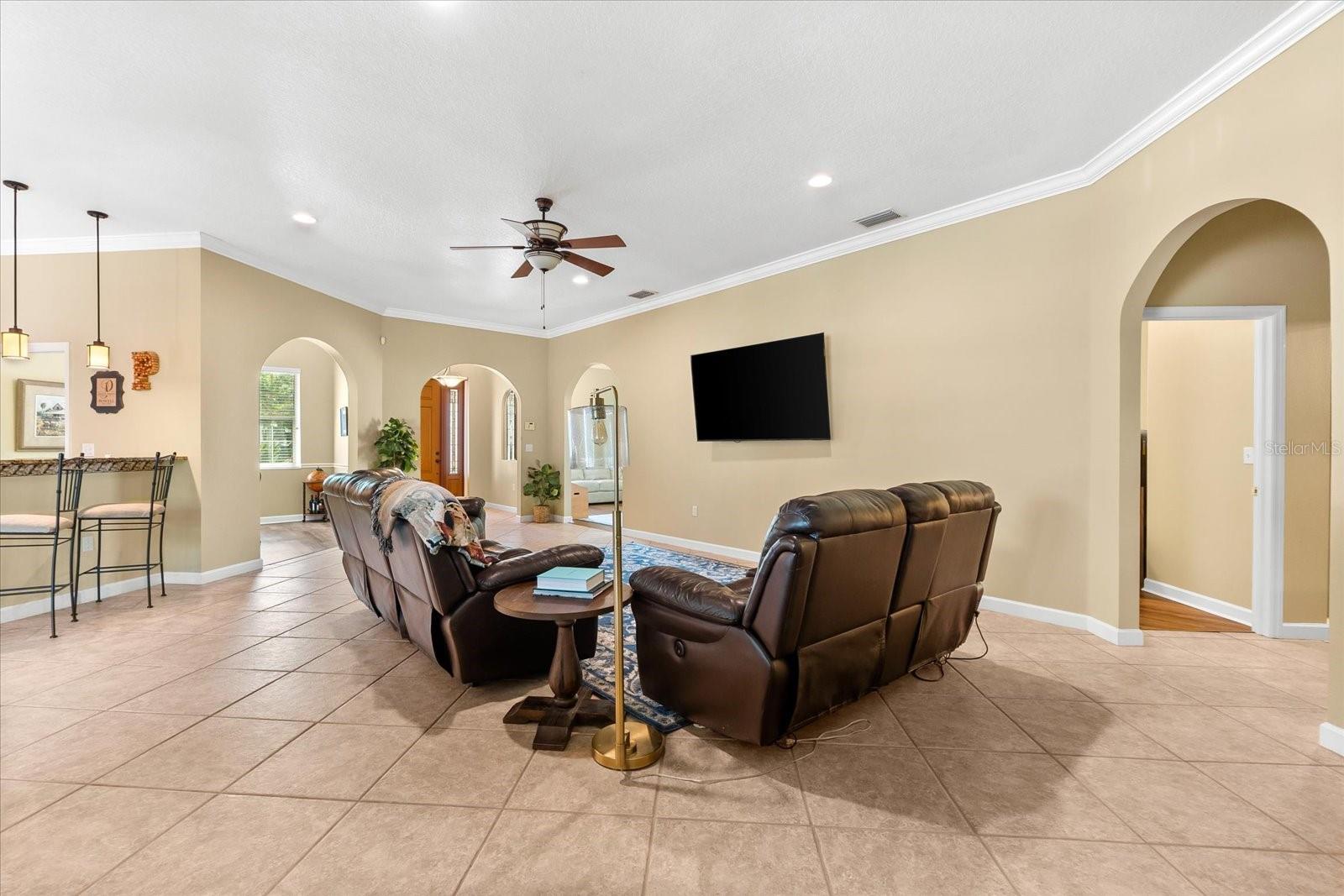 Image 16 of 75 For 9146 16th Avenue Circle Nw