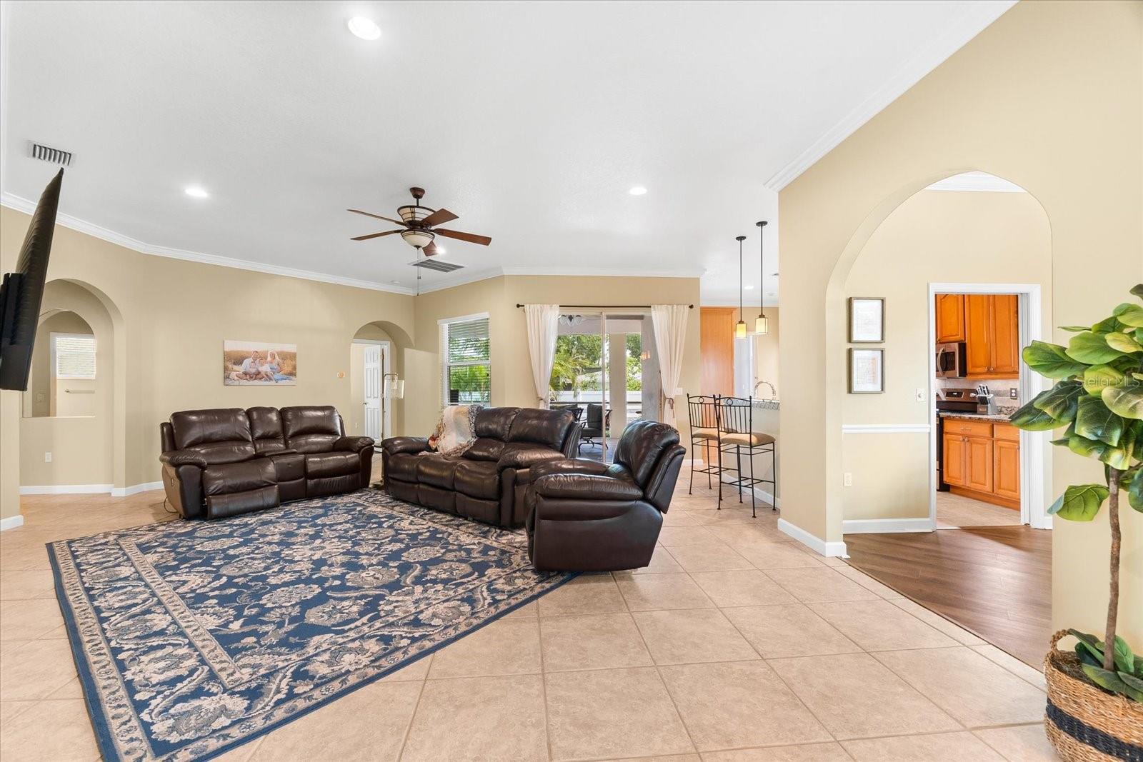 Image 6 of 75 For 9146 16th Avenue Circle Nw