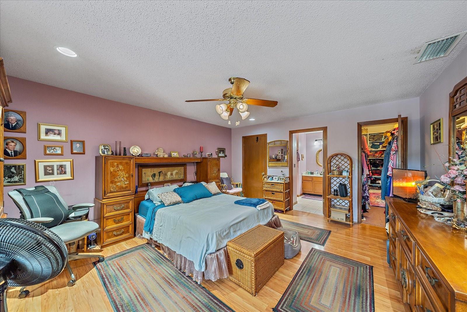 Image 12 of 28 For 4053 Lancaster Drive