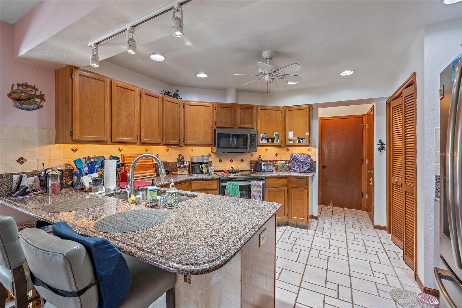 Image 20 of 28 For 4053 Lancaster Drive