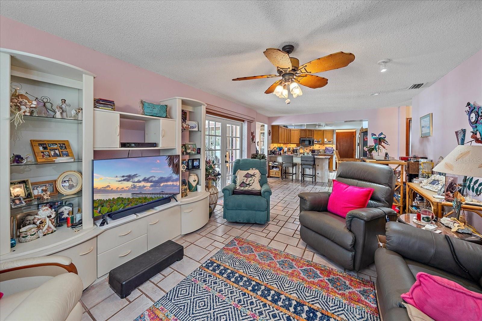 Image 21 of 28 For 4053 Lancaster Drive