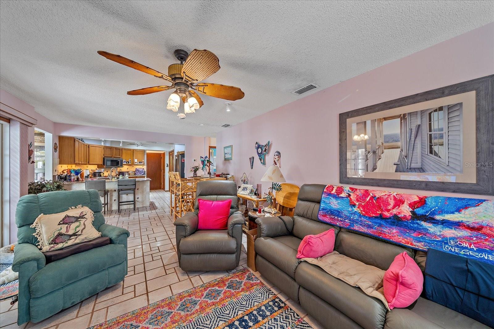 Image 22 of 28 For 4053 Lancaster Drive