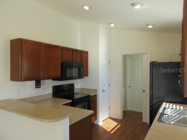 Image 4 of 33 For 3507 14th Court E