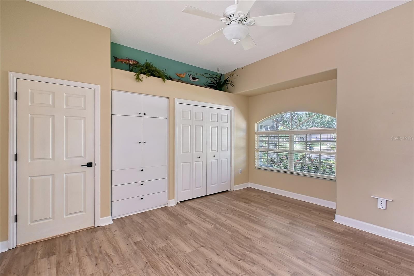 Image 17 of 71 For 7805 Allen Robertson Place