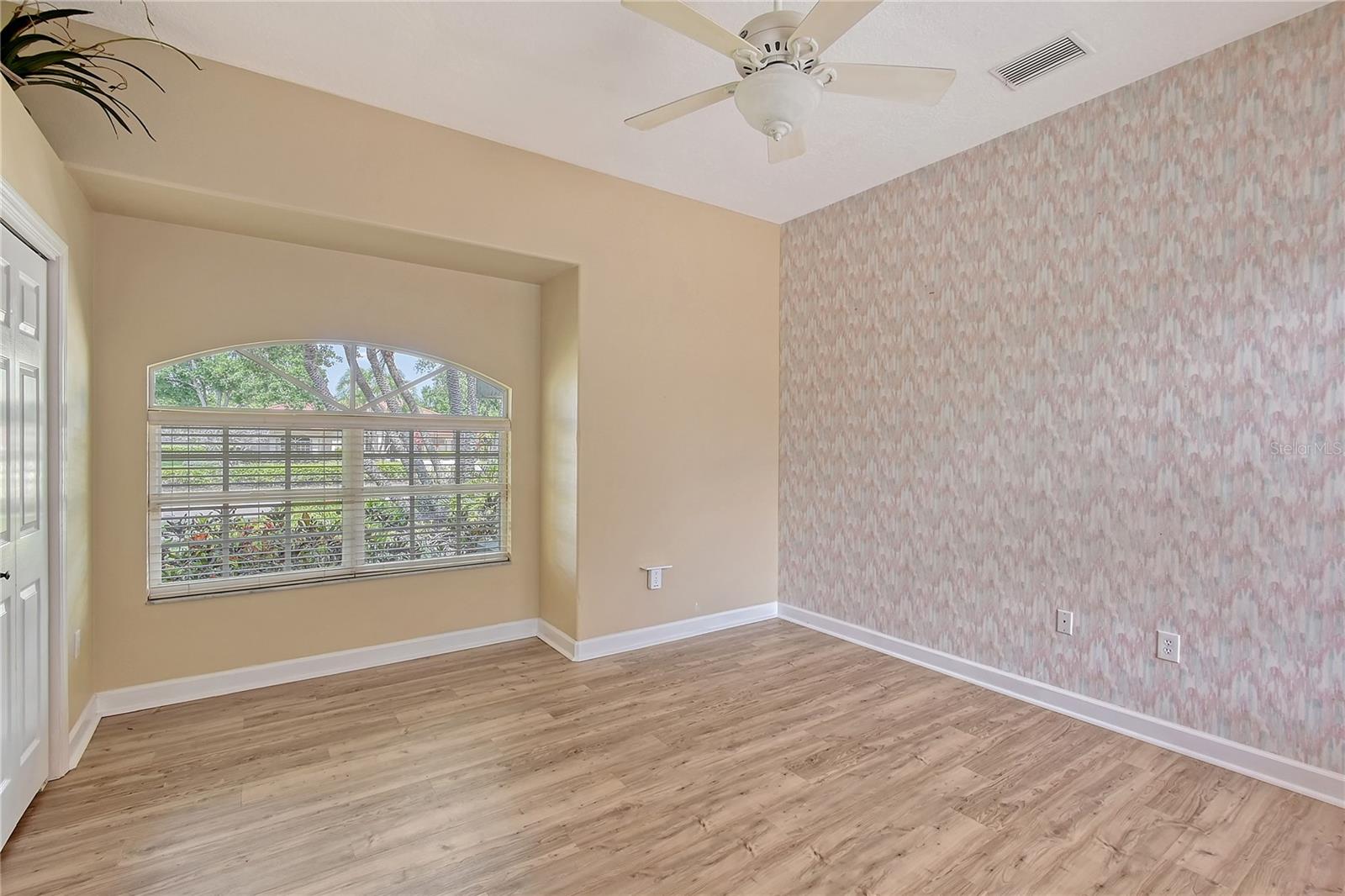 Image 18 of 71 For 7805 Allen Robertson Place