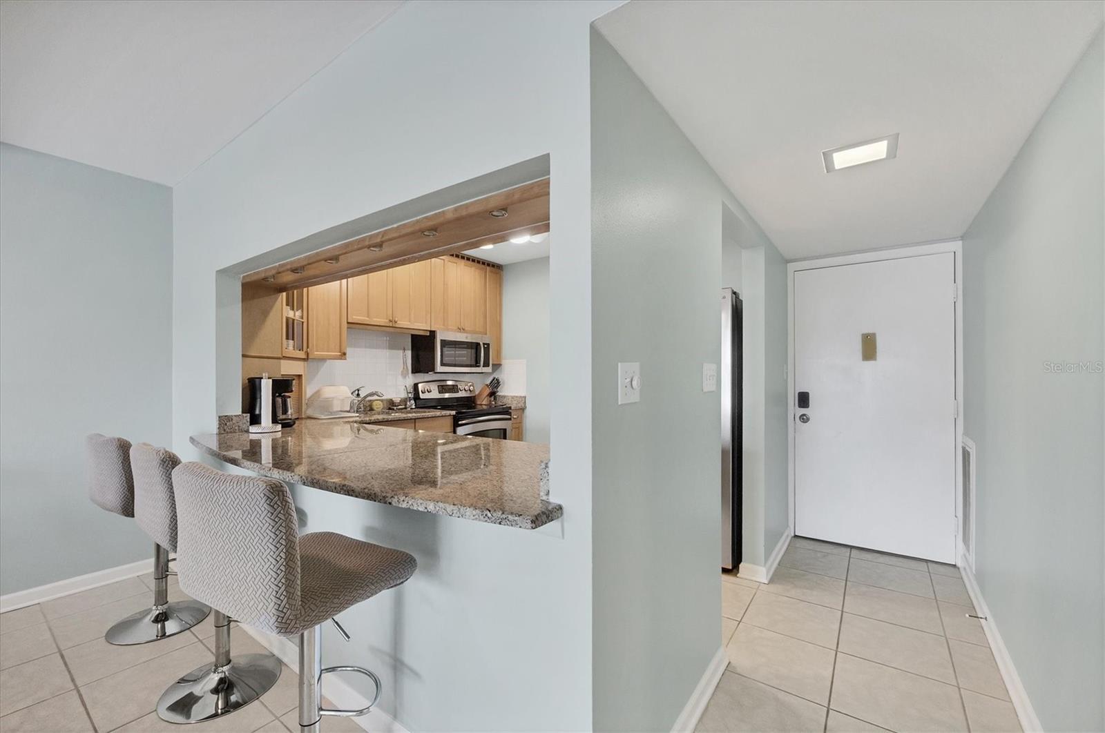 Image 12 of 75 For 4380 Exeter Drive 304