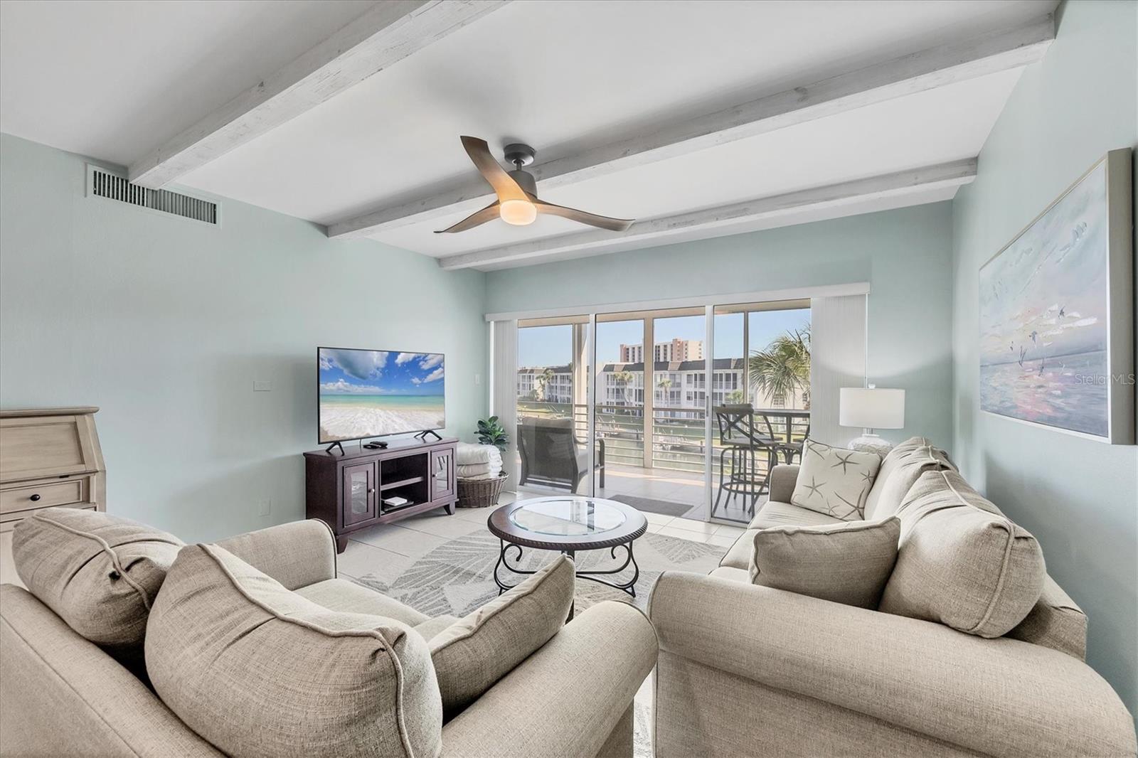 Image 9 of 75 For 4380 Exeter Drive 304
