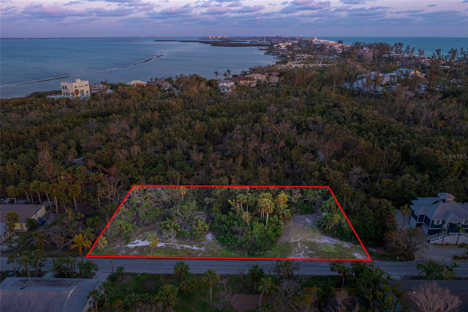 Image 4 of 38 For 560 Gulf Bay Road