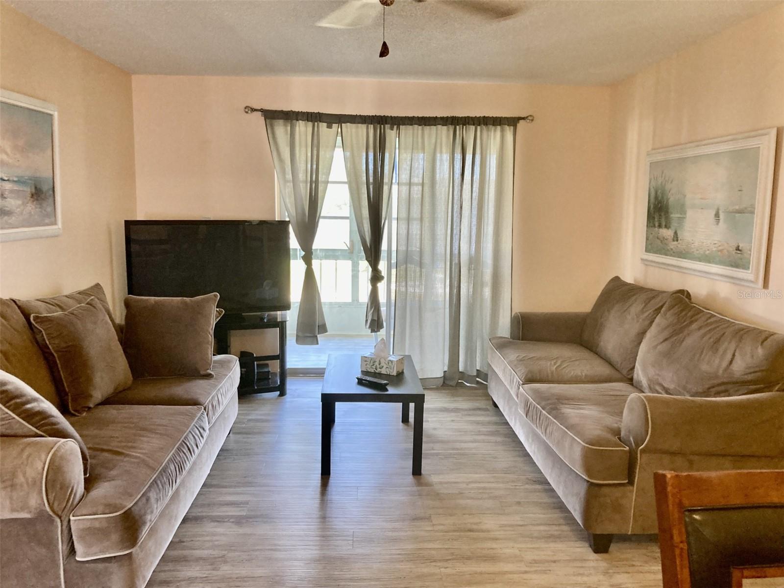 Image 3 of 17 For 305 47th Avenue Drive W 345