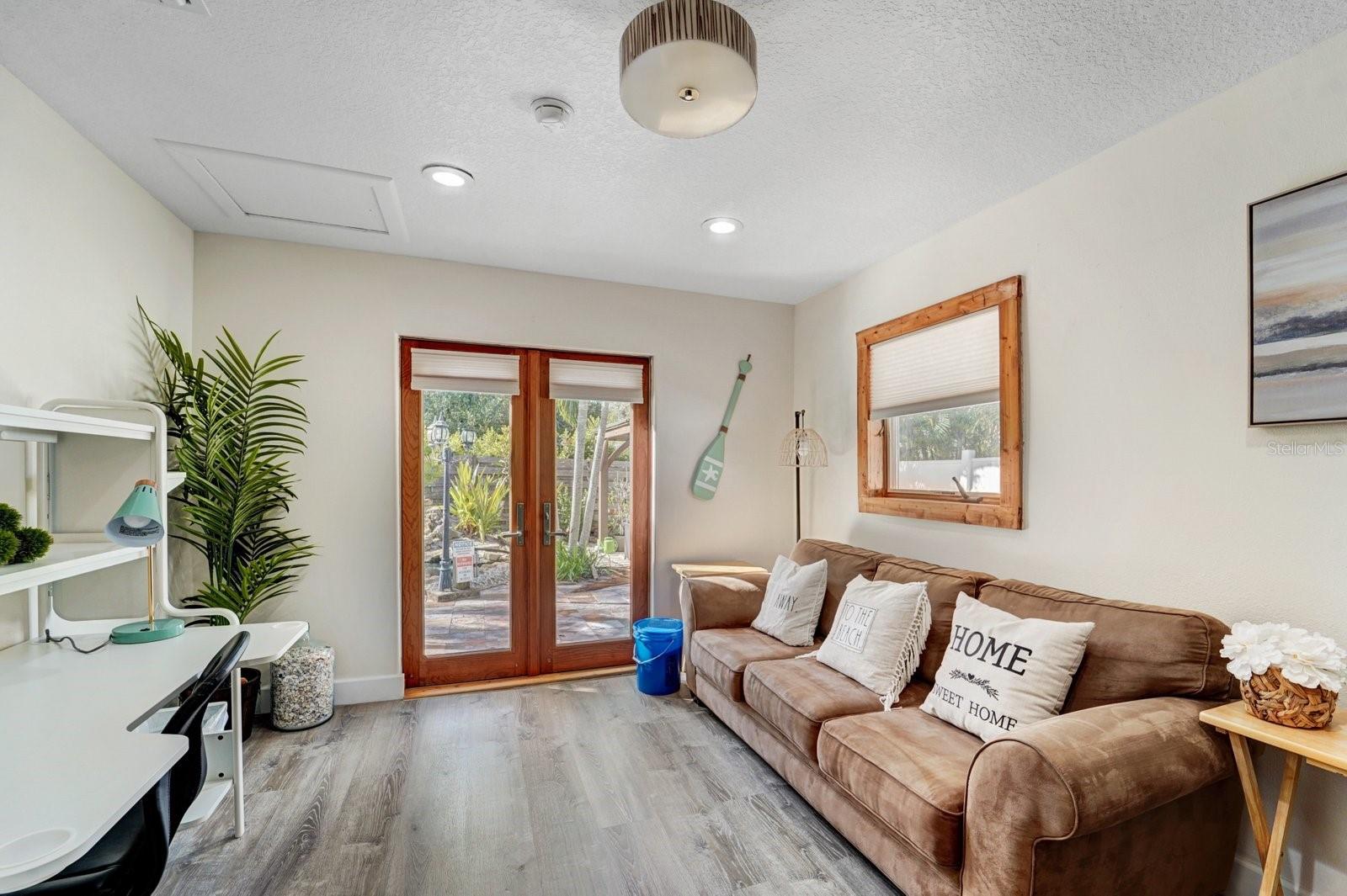 Image 15 of 47 For 2598 Wood Street