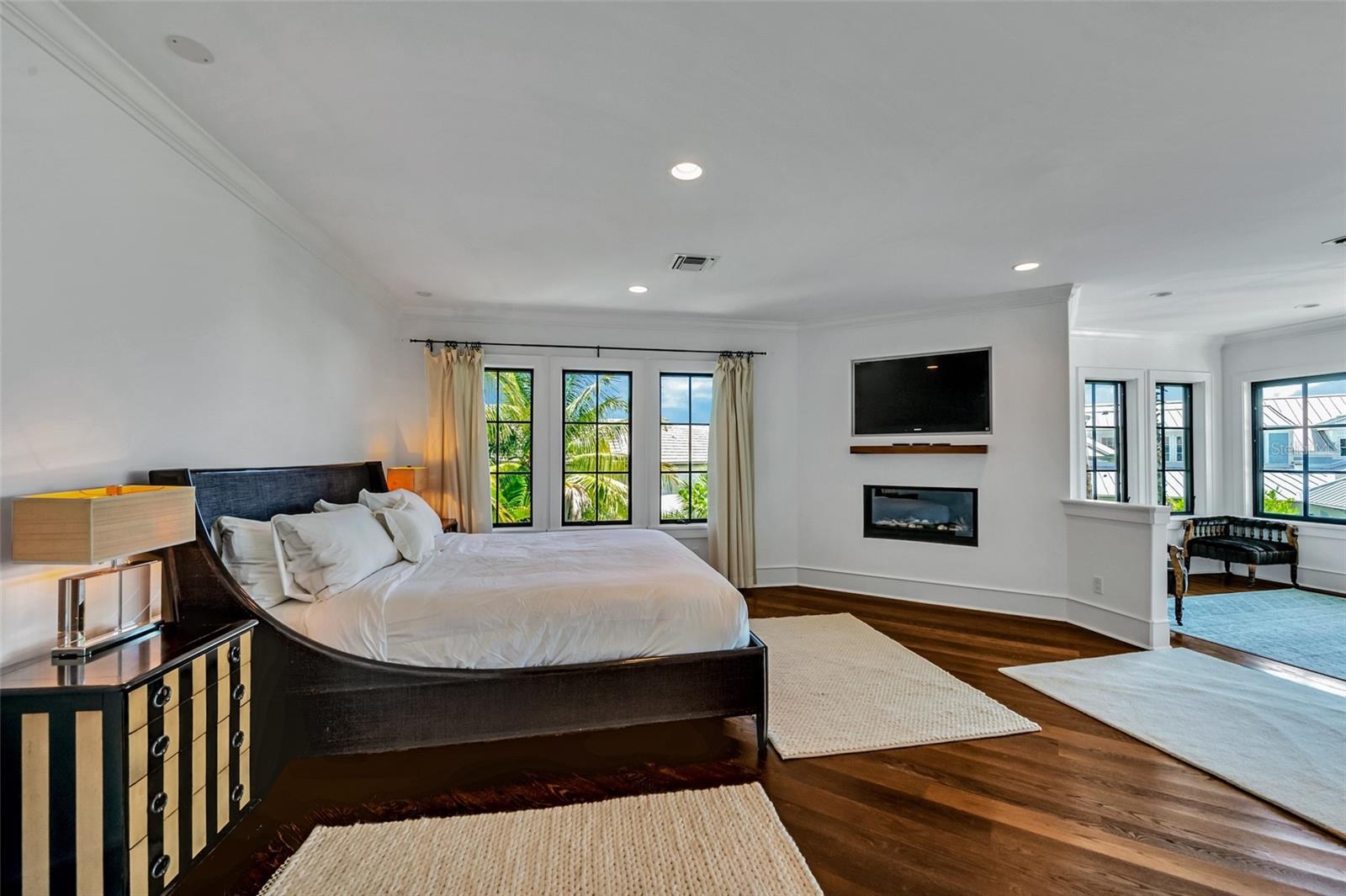 Image 17 of 57 For 103 Park Avenue
