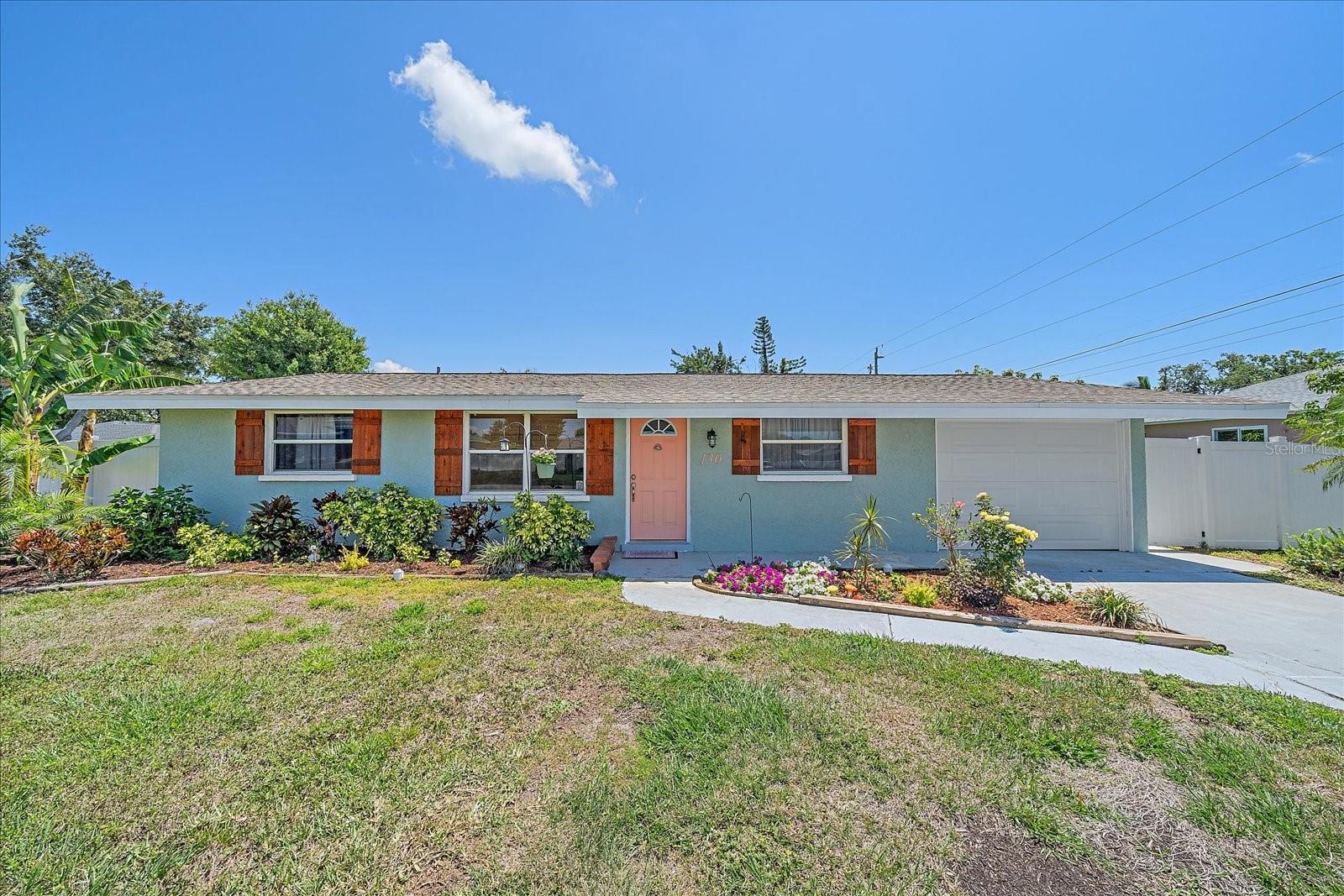 Details for 130 Seminole Drive, VENICE, FL 34293