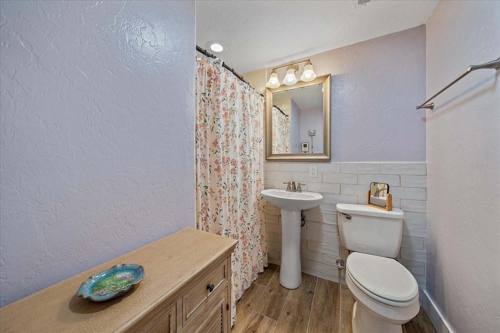 Image 13 of 29 For 130 Seminole Drive