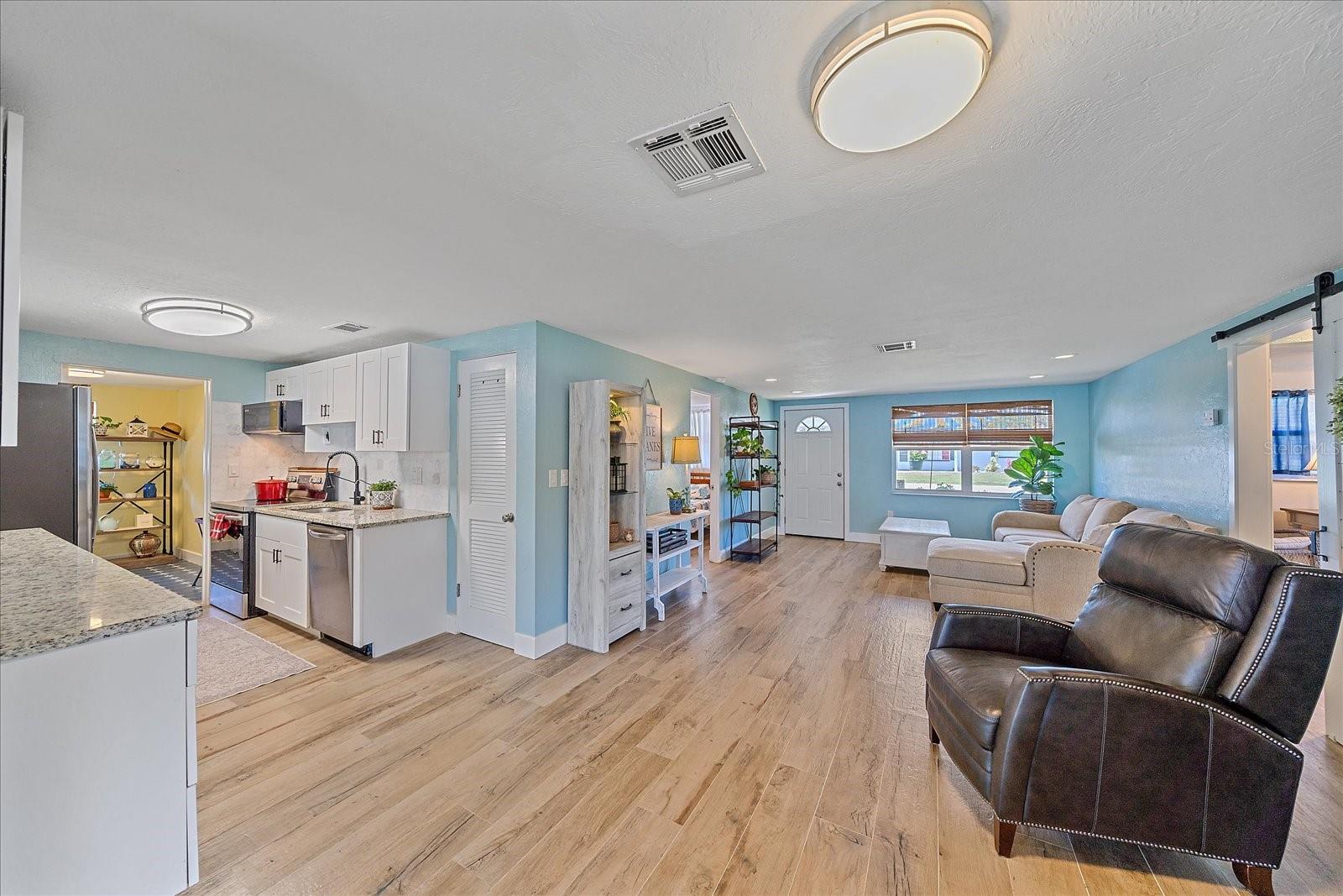 Image 15 of 29 For 130 Seminole Drive