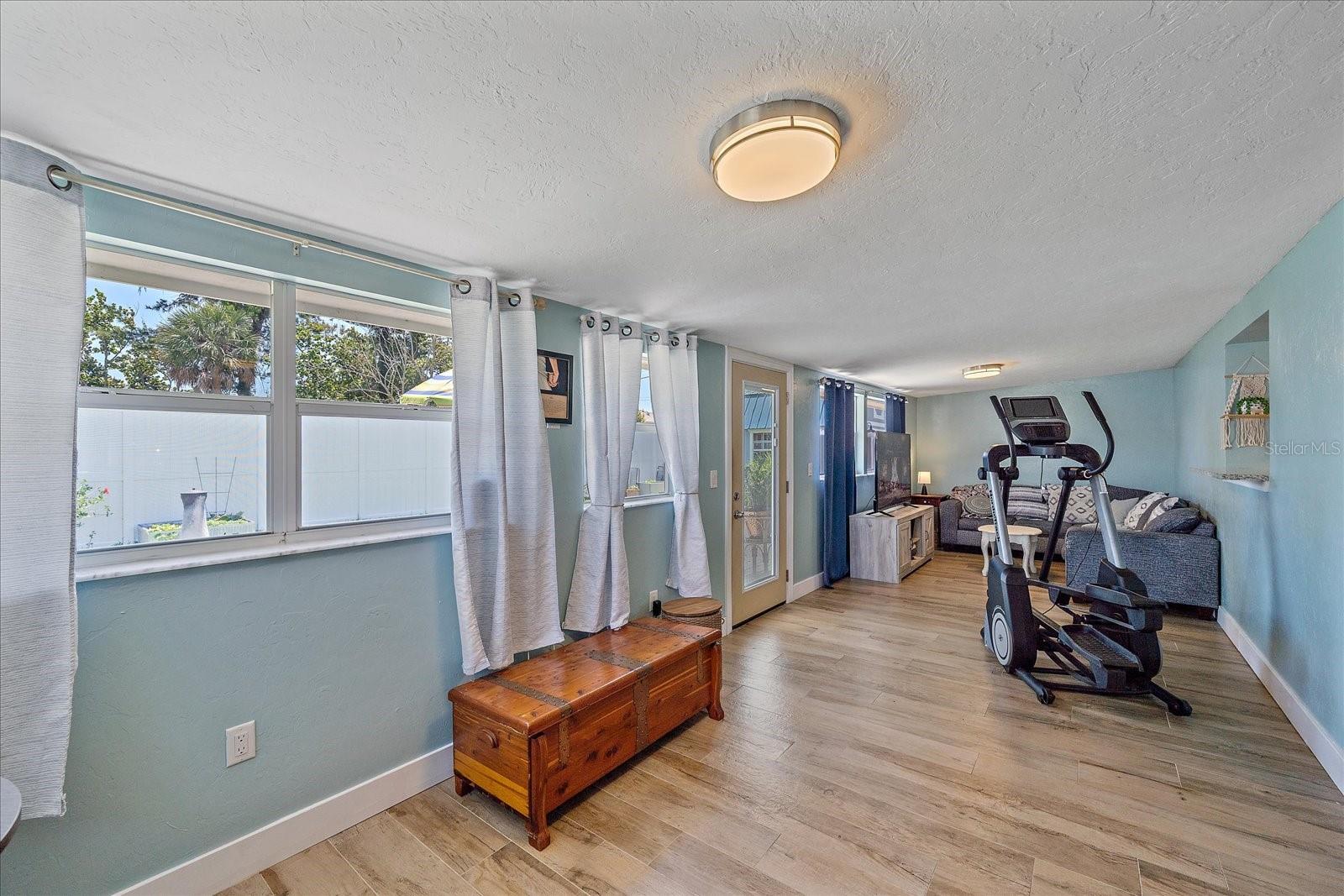 Image 19 of 29 For 130 Seminole Drive