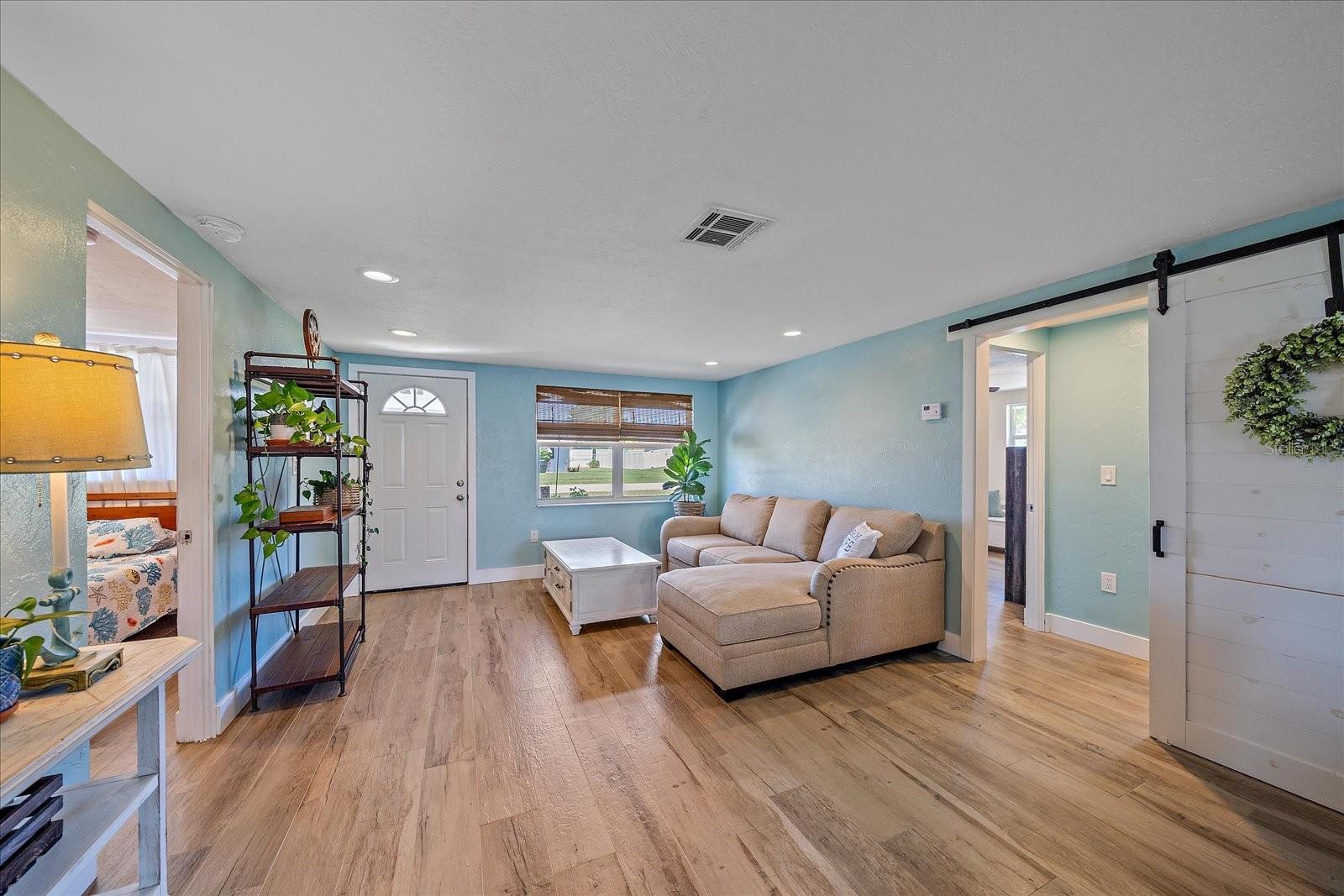 Image 5 of 29 For 130 Seminole Drive